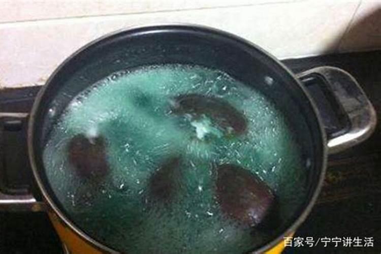 为什么我的黄金佛甲草变绿色了