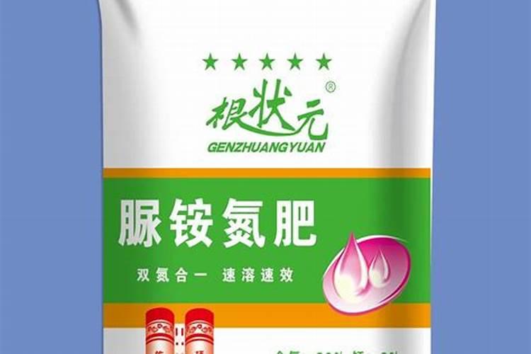 家里的果树到了膨果期了,该施什么肥？