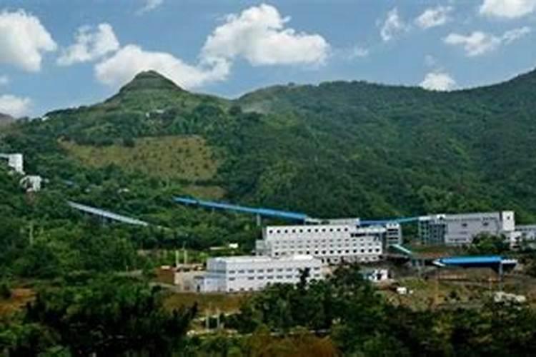 尿素、硫酸钾和钙镁磷肥可不可一起混合使用？