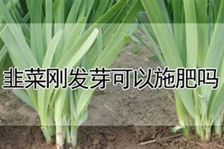 为什么氮肥钾肥的保存通常需要防潮？为什么长期使用(NH4)SO4会让土地酸...
