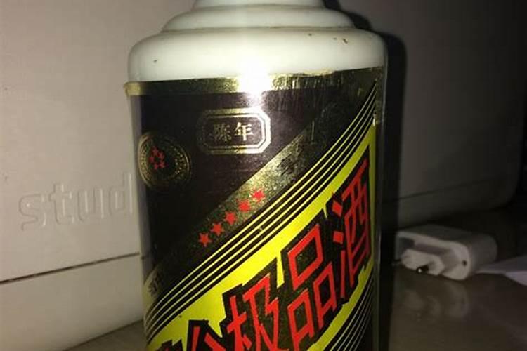 番茄小苗可以用农药亮盾和碧生和甲维盐混合喷雾吗