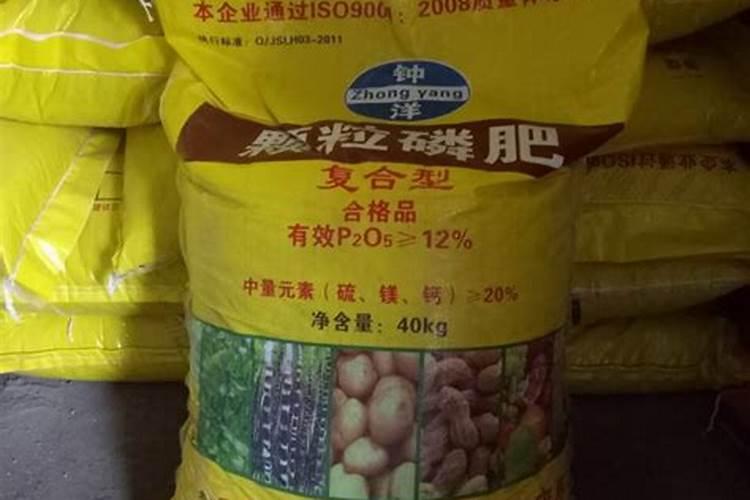 磷酸二铵能不能与草木灰施用