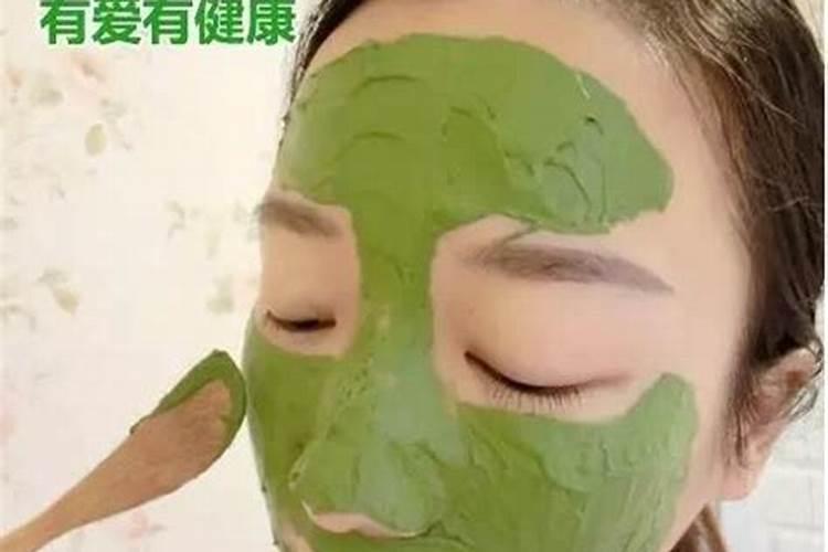 各位大神帮忙看一下这是什么树,当时在网上买的,说是果树种了五六年了...