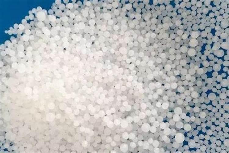 尿素、碳氨 、钾肥的作用？