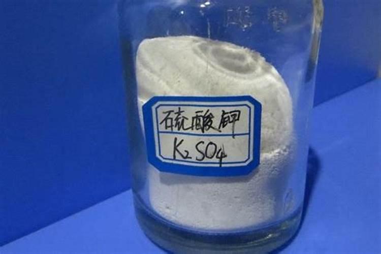 使用罗布泊全水溶硫酸钾时,有哪些推荐的施肥方式？