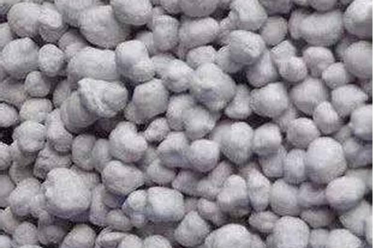 棉花地施了好多肥料,为什么产量还是低的不行？