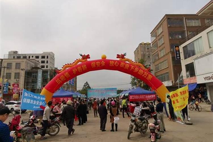 廉江市有什么好玩的地方吗？