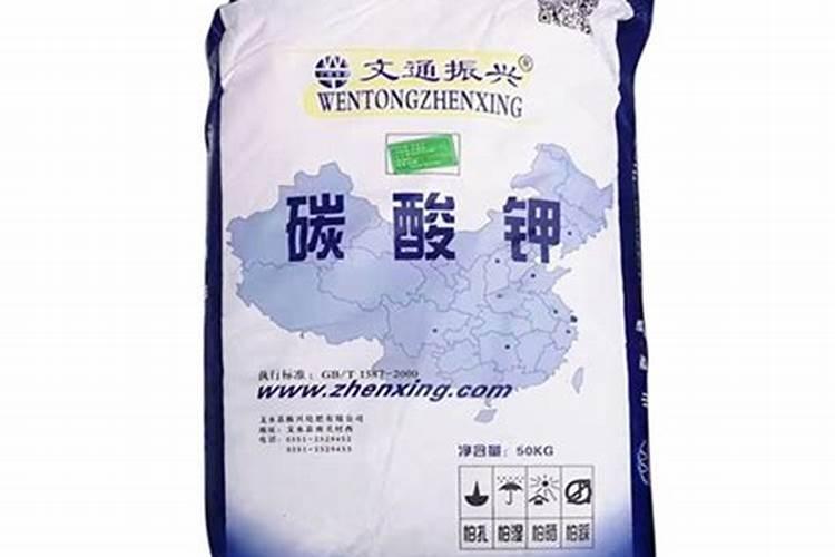 追肥施用比较灵活,种植白芷何时需要追肥？