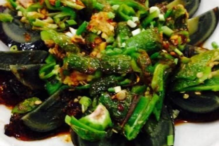 鱼饲料放了一年之久,还能不能给鱼吃呢