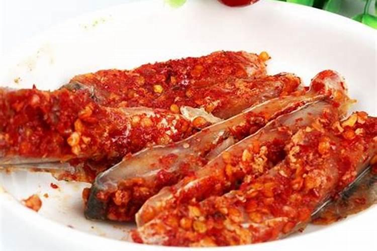 草莓可以用多菌灵灌根吗