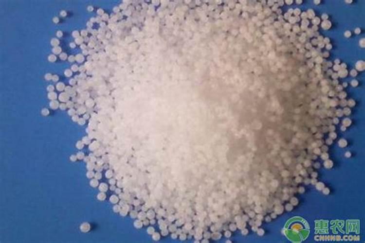 尿素、硫酸钾和钙镁磷肥可不可一起混合使用？