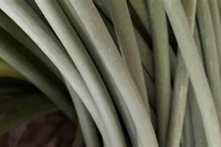 大蒜抽苔后冲施什么肥料好