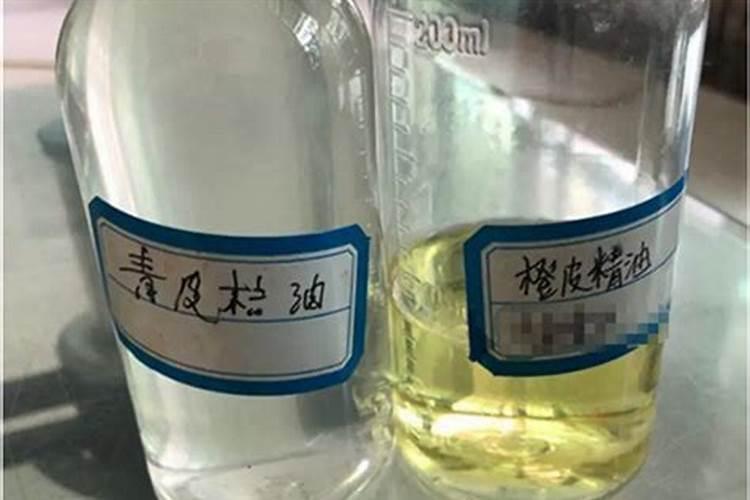 黄瓜叶子上都是黄色点点,而且生长缓慢!