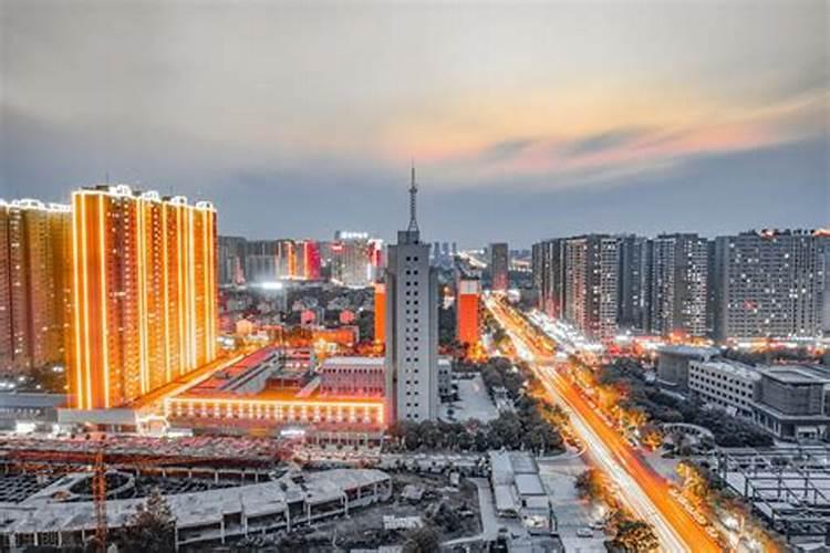 榆树盆景5月份枝条嫩芽没叶可晒太阳吗