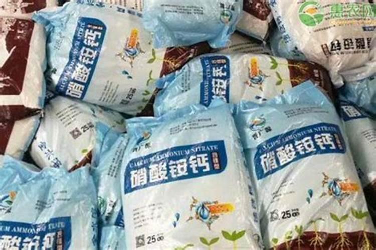 鱼缸里的水变绿和浑浊了,怎么办？？