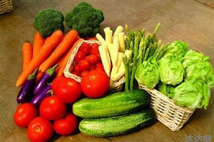 夏日蔬菜的盛宴：施肥时机与技巧解析