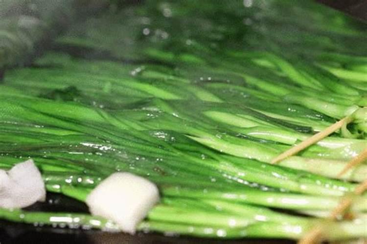 四季韭菜，哪个季节的农药残留少？