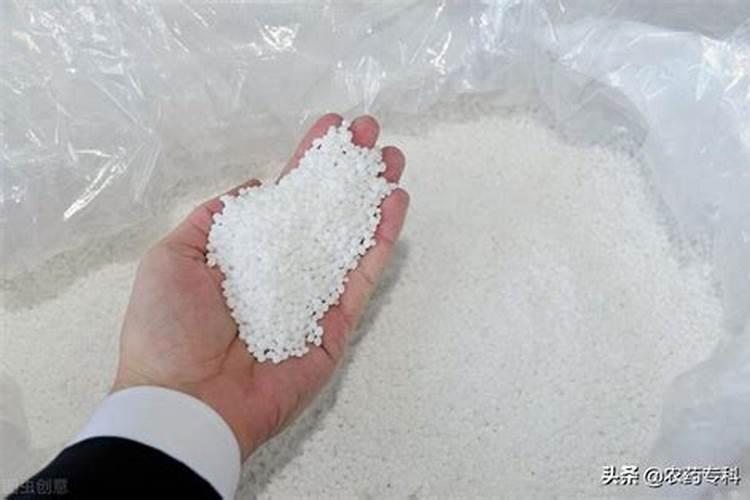 打药时候加一点尿素有什么作用
