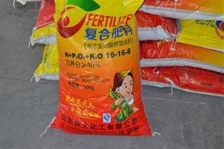 尿素化肥生产厂家出厂价多少钱？